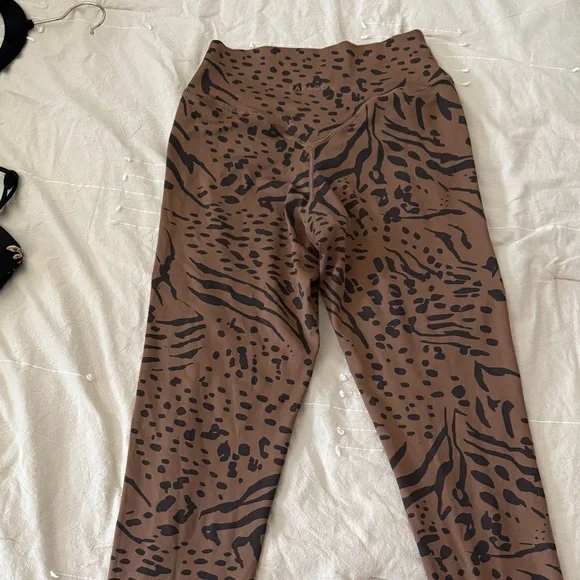 PARAGON Brown and Black Patterned Leggings - Picture 3 of 5